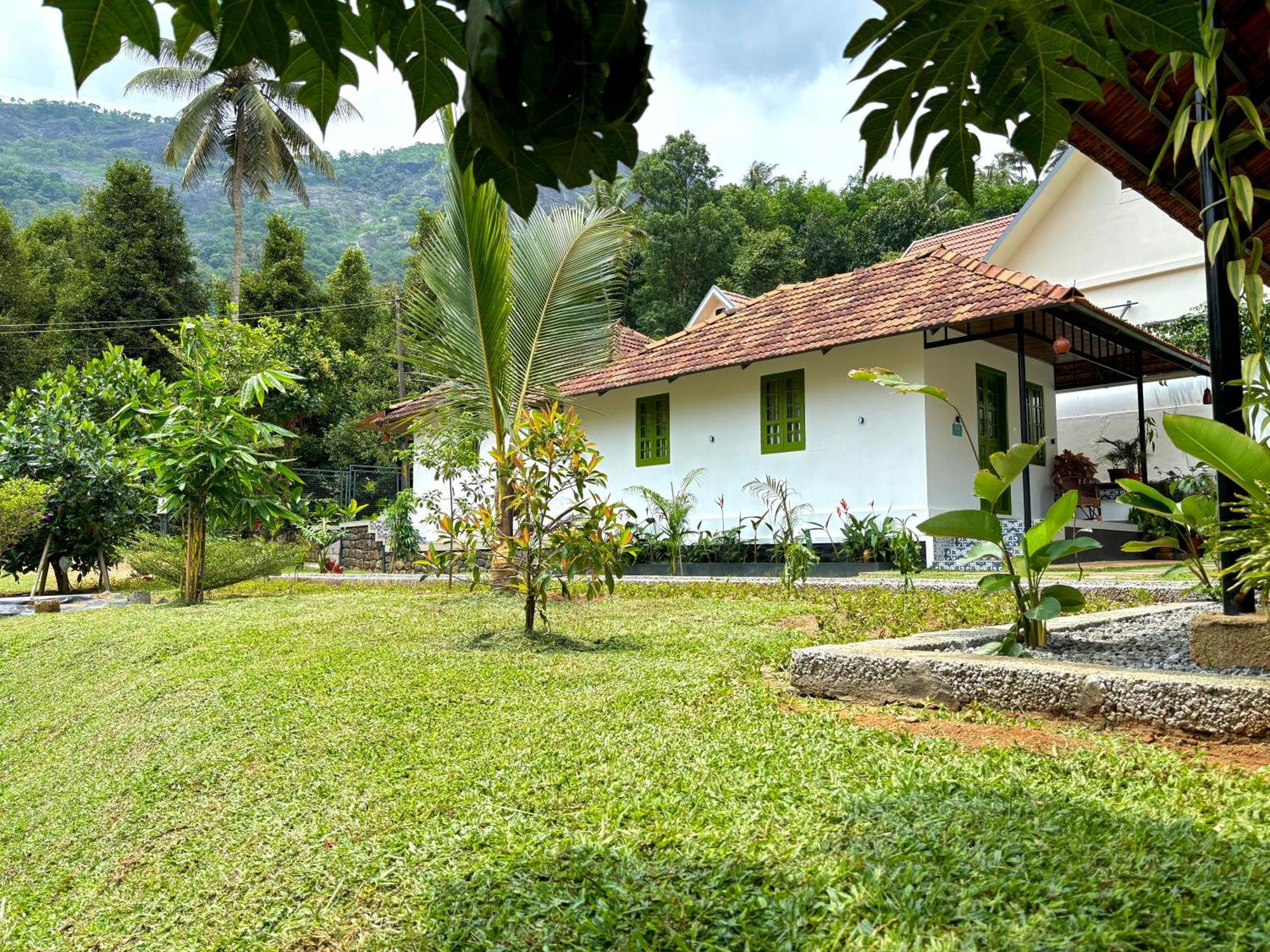 Calm Shack - 2 Bedroom-Boutique Farm Stay Munnar Exteriér fotografie